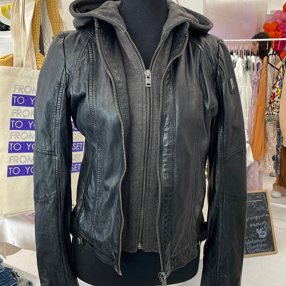Brand new genuine leather Mauritius jacket
